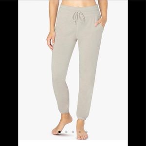 Beyond yoga joggers oatmeal color